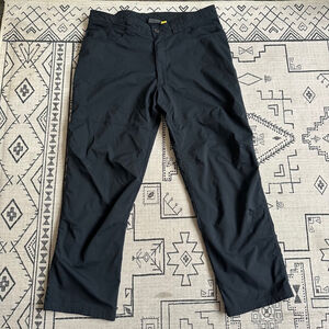 Men's Cabelas Black Pants Size 40W 32L